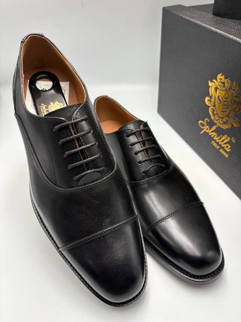Black Derby lace-up