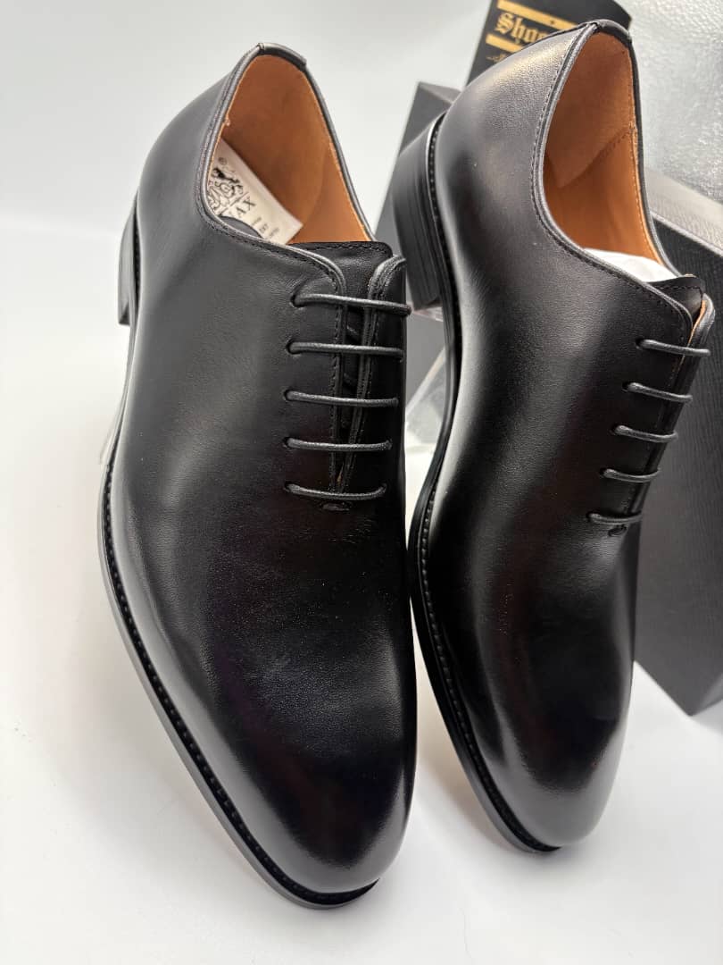Black formal wholecut